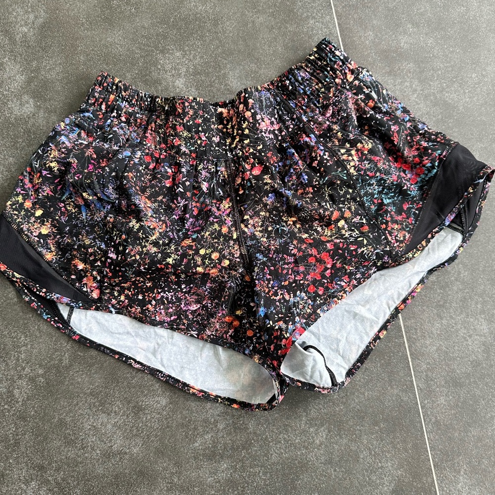Multi color lululemon hottie hot shorts size 4